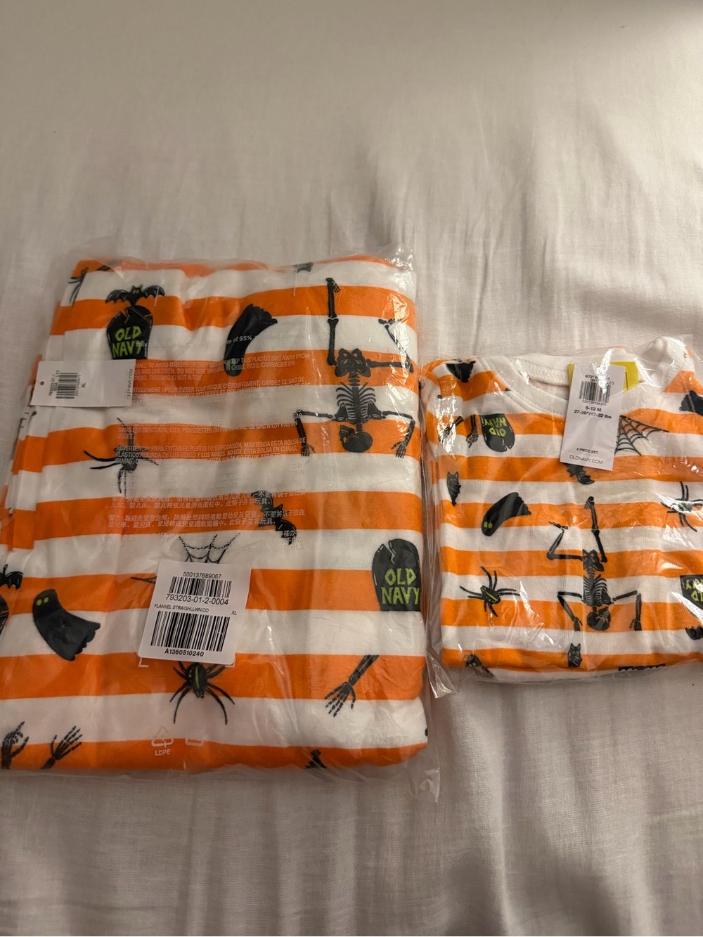 Old Navy Orange & White Halloween Stripe Kids Pajama Set